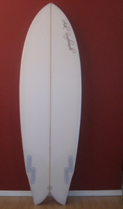 INCINERATOR QUAD FISH &#10;5”11” X 21 ” X 2  12” &#10;&#10;Clear Glass&#10;Matt finish&#10;Future fins&#10;&#10;Available at longbeach Surfshop&#10;&#10;Tofino and Ukee